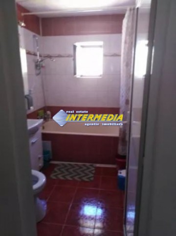 apartament-2-camere-decomandat-de-vanzare-3
